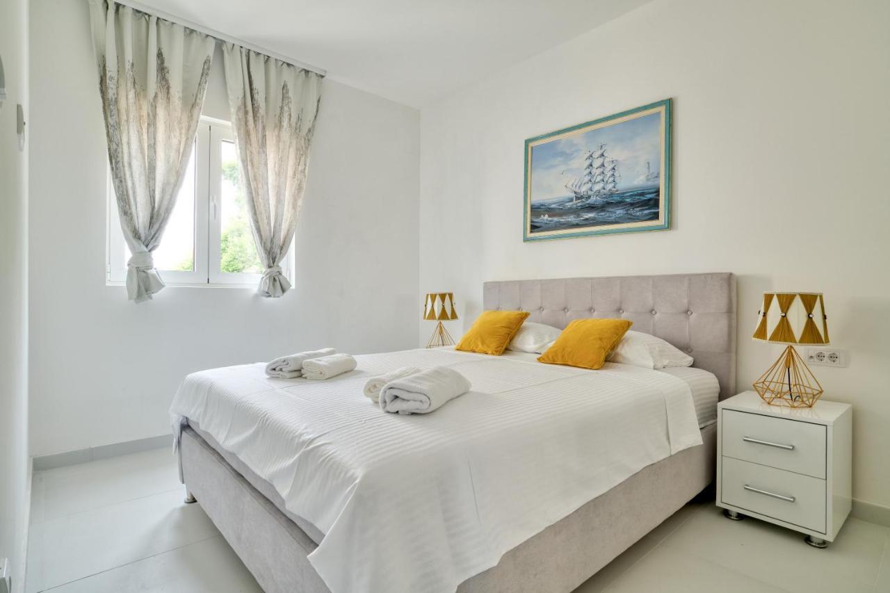The Golden Luxury Apartments Κότορ Εξωτερικό φωτογραφία